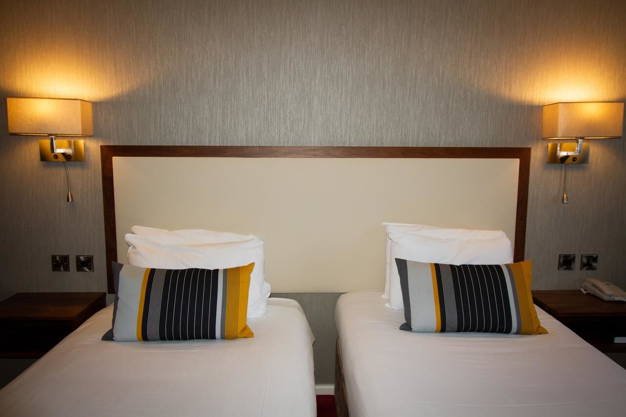 Отель The Victoria Hotel Голуэй